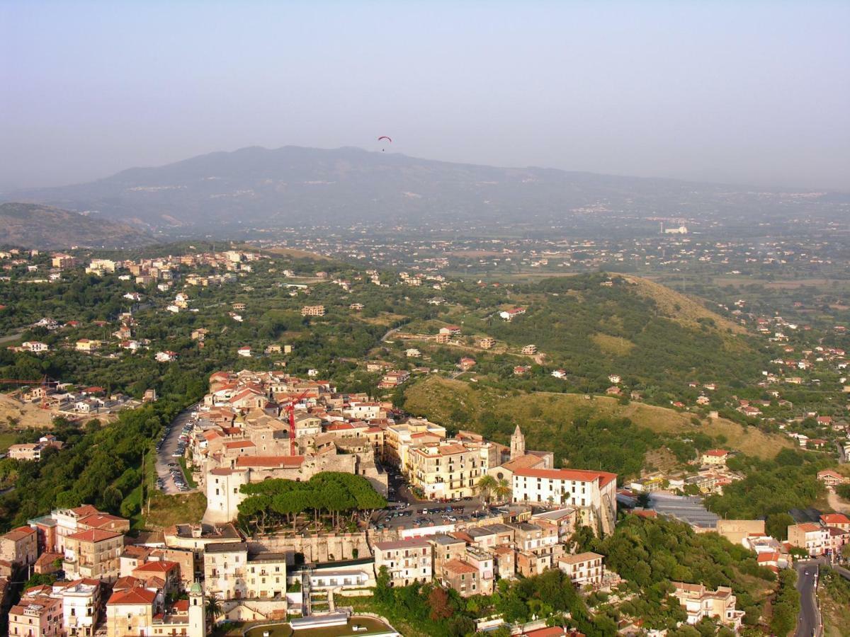 B&B Lineablu Formia Kültér fotó