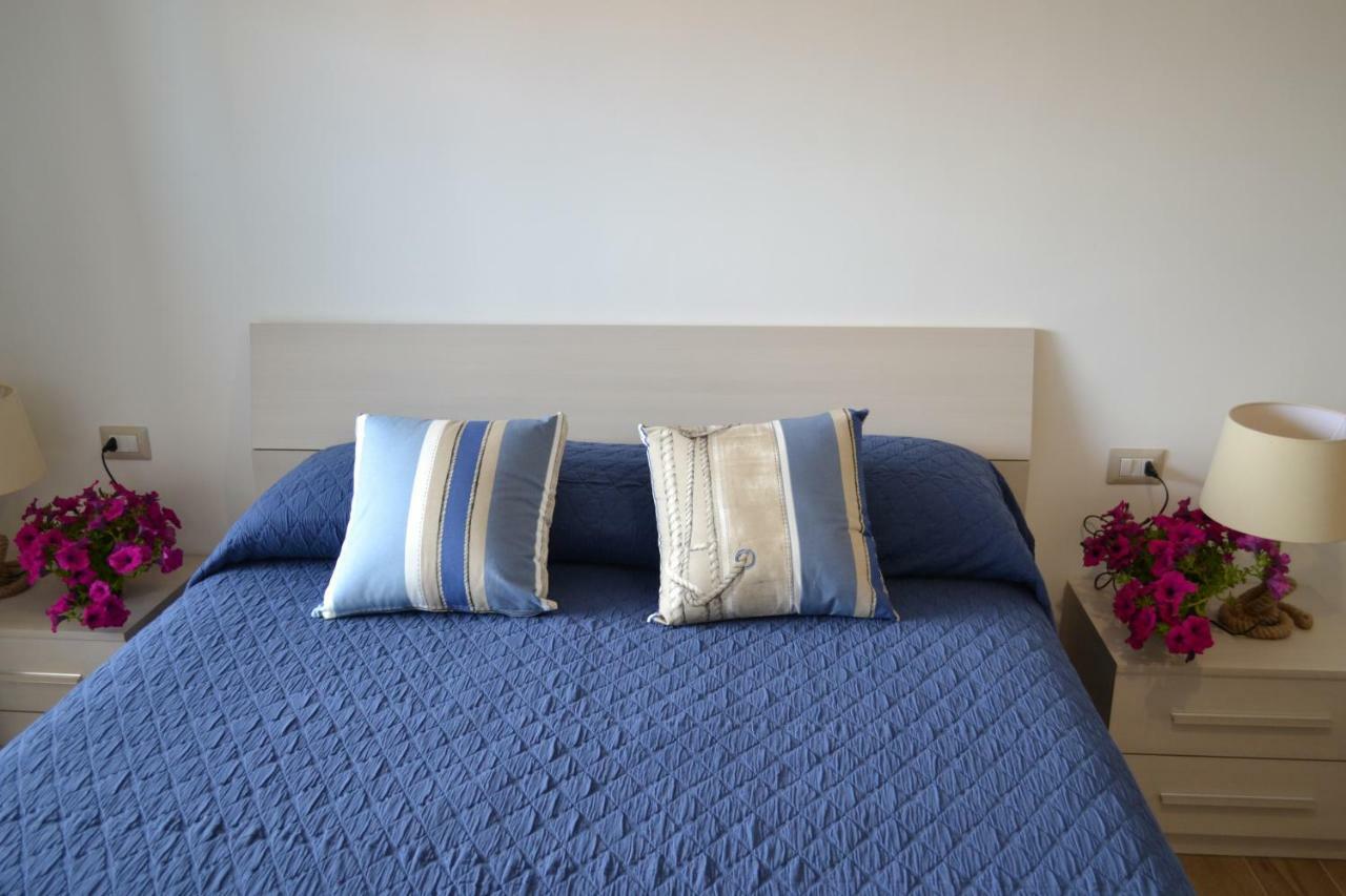 B&B Lineablu Formia Kültér fotó